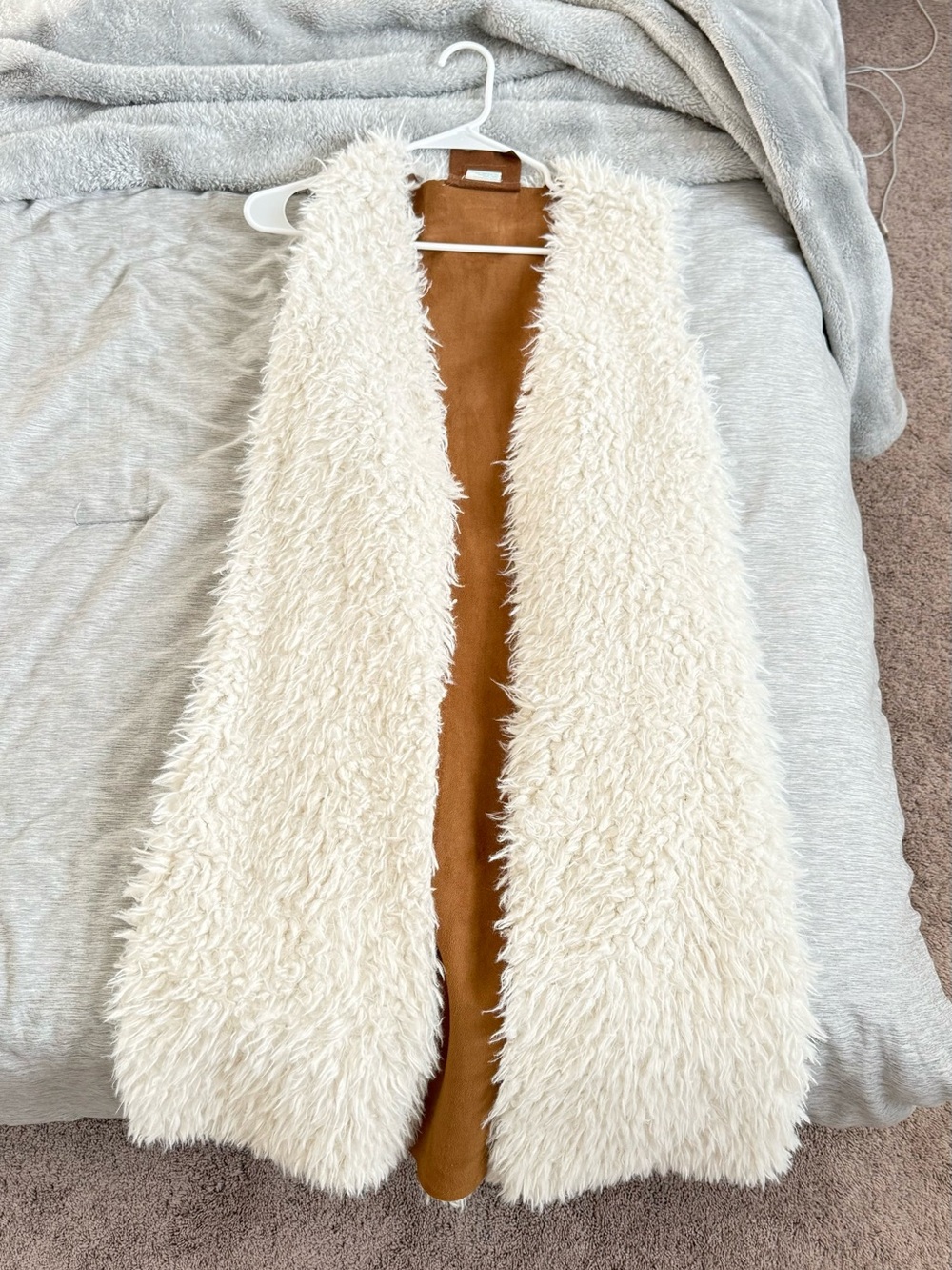 C&C California Ivory Faux Fur Vest with Camel Suede Lining